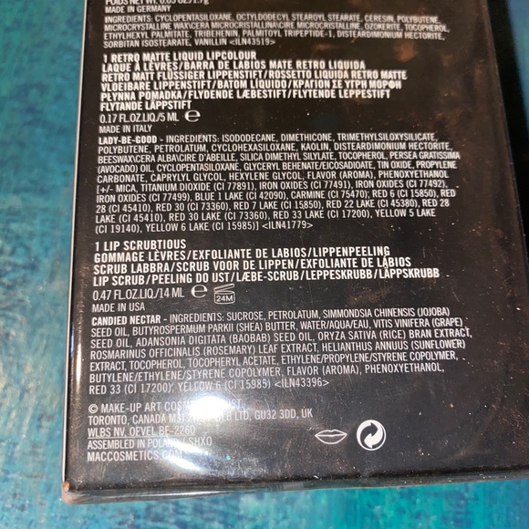 NWT MAC TRAVEL EXCLUSIVE LIP KIT - Picture 4 of 7